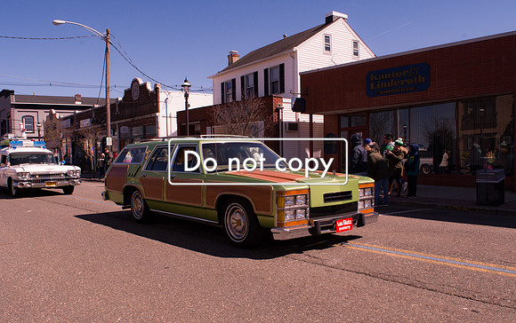 7D953874-983D-414E-B4A1-5705BAD27522